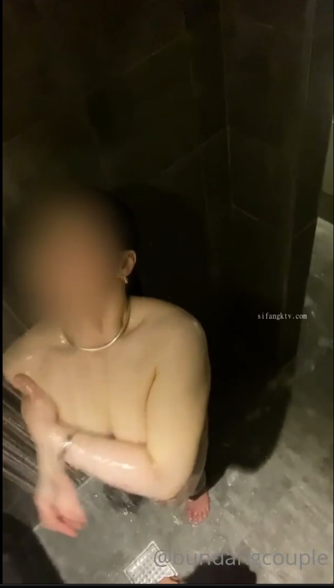 二零二三七月十二号_崽崽不乖